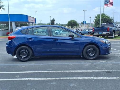 2017 Subaru Impreza 2.0i