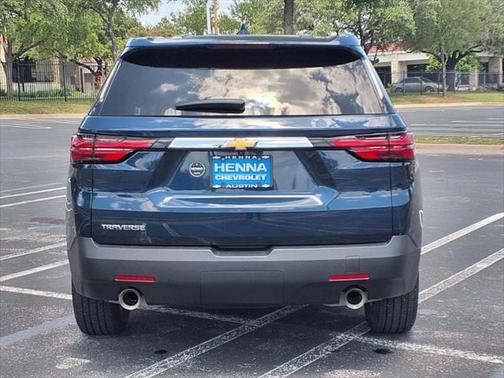 2023 Chevrolet Traverse LS