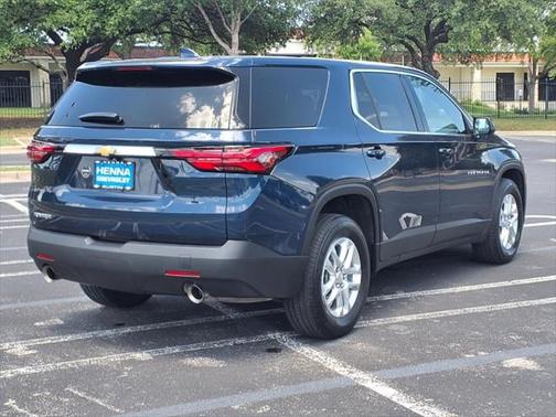 2023 Chevrolet Traverse LS