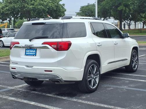 2019 GMC Acadia Denali