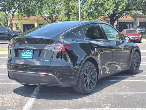 2025 Tesla Model Y Long Range Dual Motor All-Wheel Drive