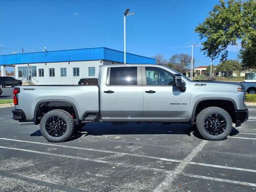 2026 Chevrolet Silverado 2500 LT