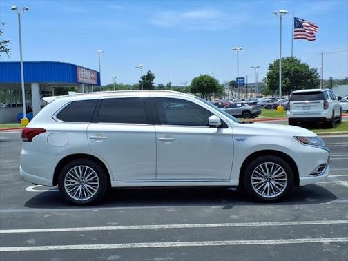 2020 Mitsubishi Outlander PHEV GT