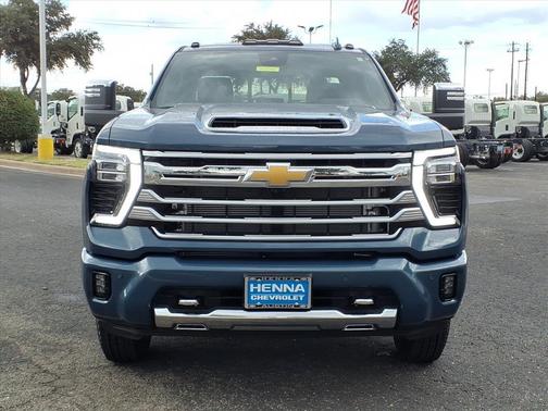 2026 Chevrolet Silverado 3500 High Country