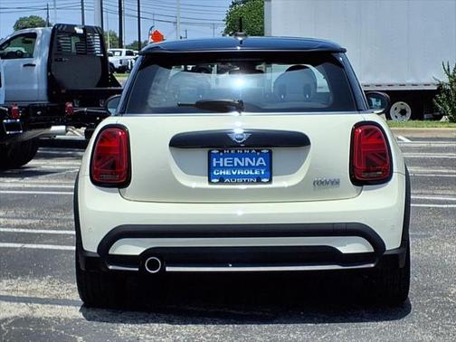 2023 MINI Hardtop Cooper