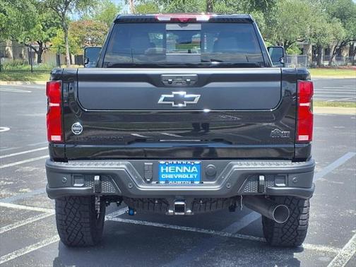 2025 Chevrolet Silverado 2500 4WD Crew Cab Standard Bed ZR2