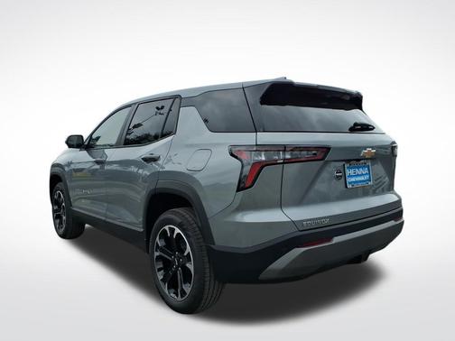 Sterling Gray Metallic 2026 Chevrolet Equinox 1LT