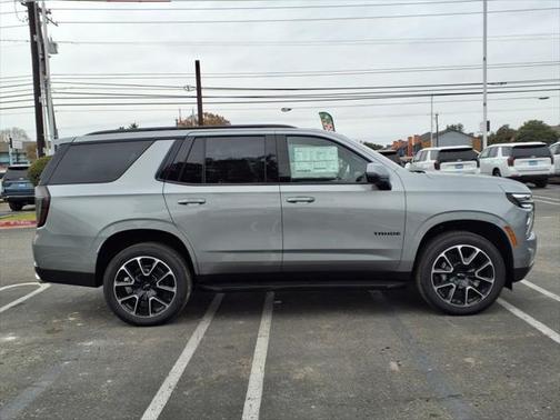 2025 Chevrolet Tahoe 2WD RST