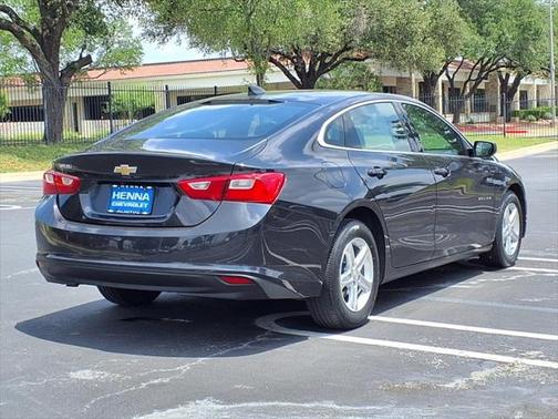2022 Chevrolet Malibu 1LS