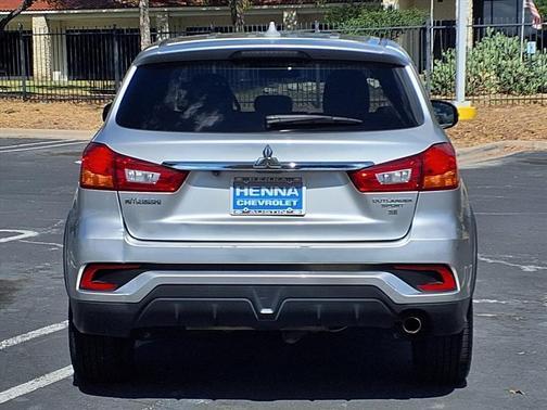 2019 Mitsubishi Outlander Sport SE