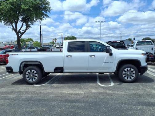 2025 Chevrolet Silverado 2500 Custom