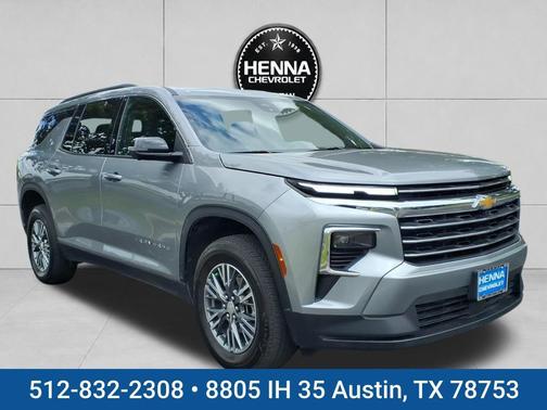 Sterling Gray Metallic 2025 Chevrolet Traverse LT