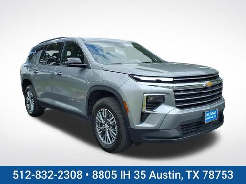 Sterling Gray Metallic 2025 Chevrolet Traverse LT