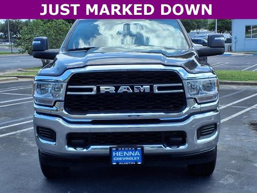 2024 RAM 3500 Tradesman Crew Cab 4x4 8' Box