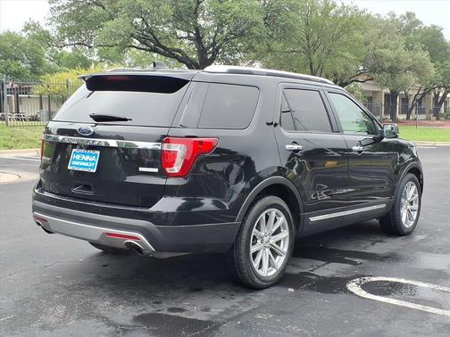Shadow Black 2017 Ford Explorer Limited
