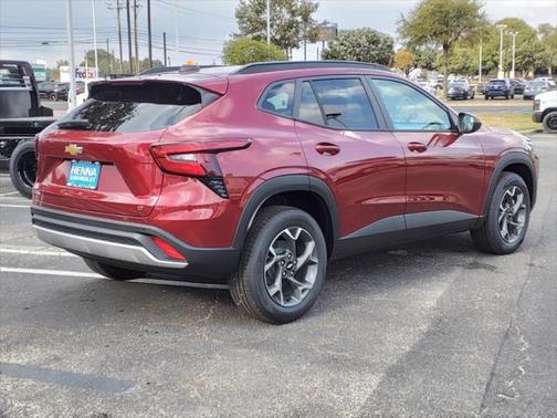 2025 Chevrolet Trax LT