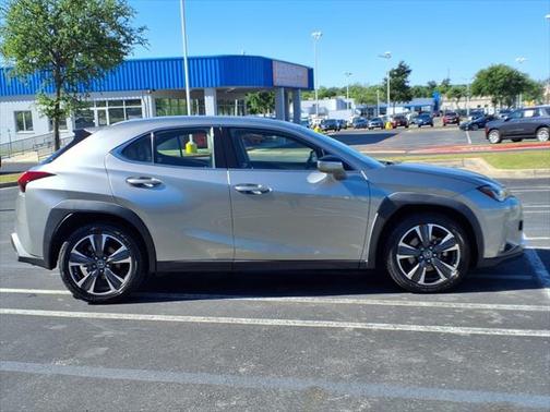2019 Lexus UX 200 Luxury