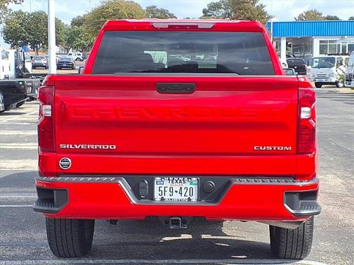 2025 Chevrolet Silverado 1500 Custom