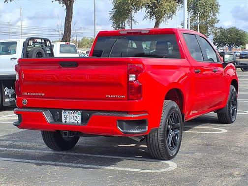 2025 Chevrolet Silverado 1500 Custom