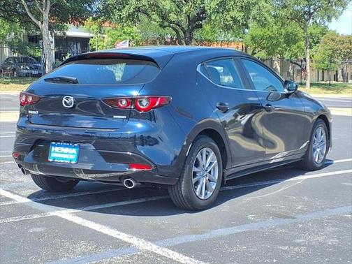 2022 Mazda Mazda3 FWD