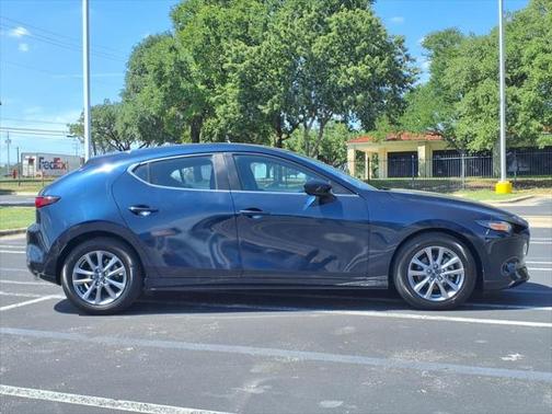2022 Mazda Mazda3 FWD