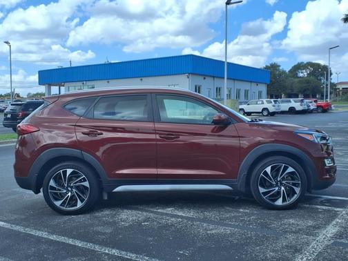 2020 Hyundai TUCSON Sport