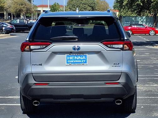 2022 Toyota RAV4 Hybrid XLE Premium