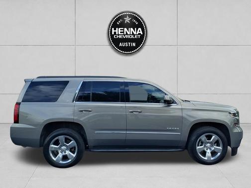 Pepperdust Metallic 2019 Chevrolet Tahoe LT