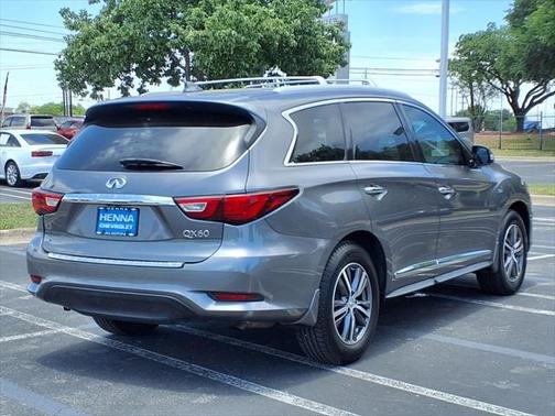 2017 INFINITI QX60 Base