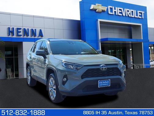 2020 Toyota RAV4 XLE Premium