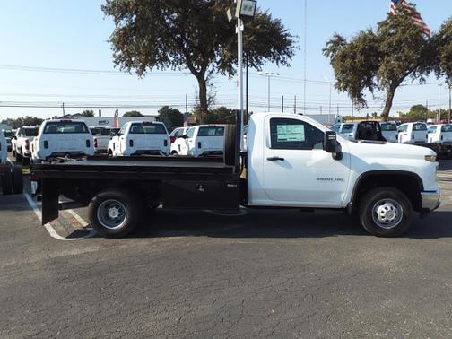 2024 Chevrolet Silverado 3500 WT
