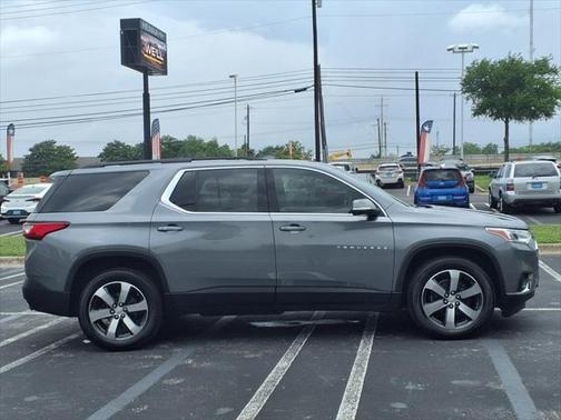 2020 Chevrolet Traverse LT Leather