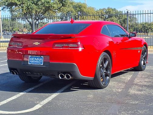 2015 Chevrolet Camaro 2LT