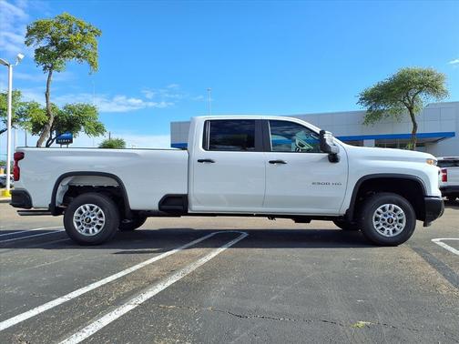 Summit White 2026 Chevrolet Silverado 2500 WT