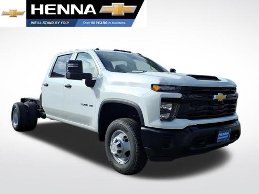 Summit White 2026 Chevrolet Silverado 3500 WT