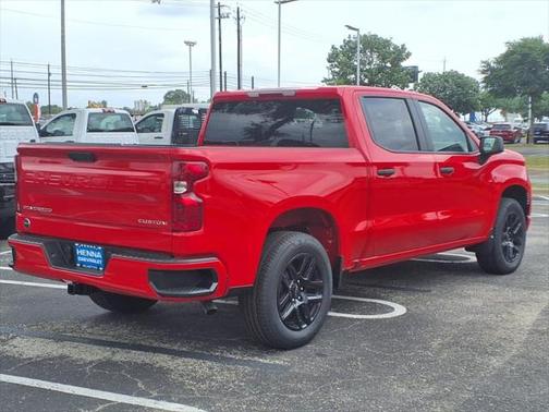 2025 Chevrolet Silverado 1500 Custom