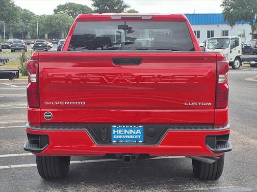 2025 Chevrolet Silverado 1500 Custom