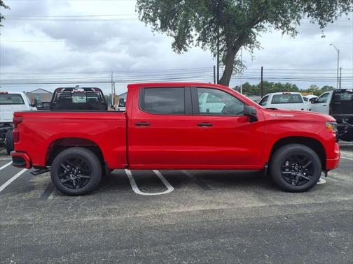 2025 Chevrolet Silverado 1500 Custom
