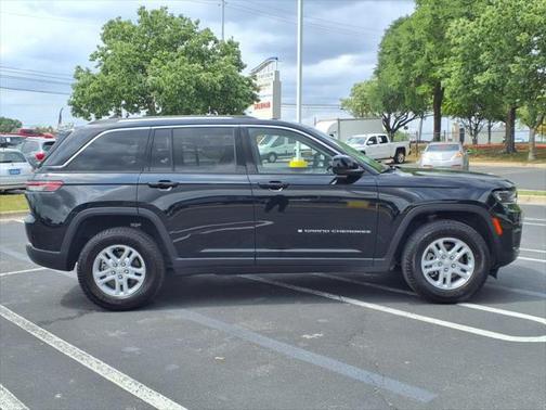 2023 Jeep Grand Cherokee Laredo