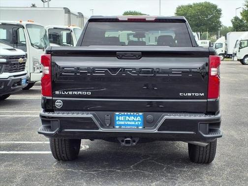 2025 Chevrolet Silverado 1500 Custom