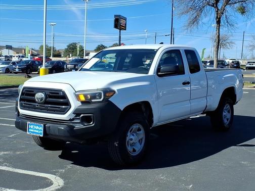2019 Toyota Tacoma SR