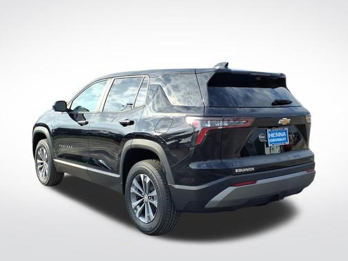 Mosaic Black Metallic 2026 Chevrolet Equinox 1LT