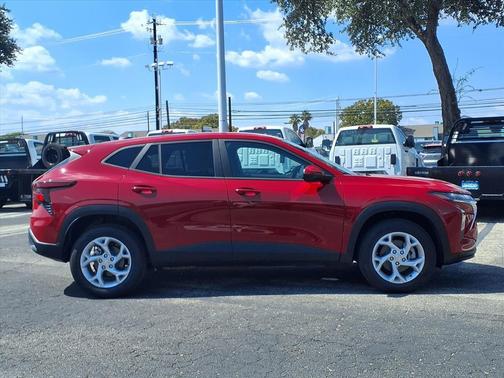 2026 Chevrolet Trax LS