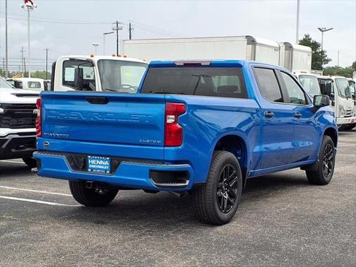 2025 Chevrolet Silverado 1500 Custom