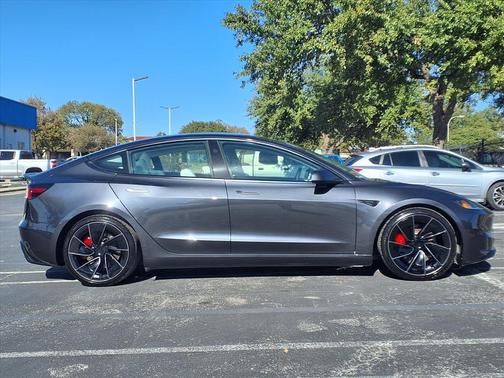 2024 Tesla Model 3 Performance