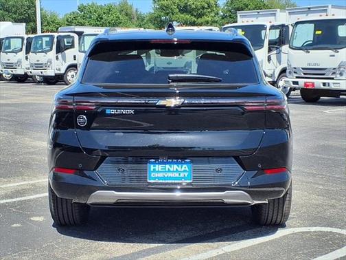 2025 Chevrolet Equinox EV LT