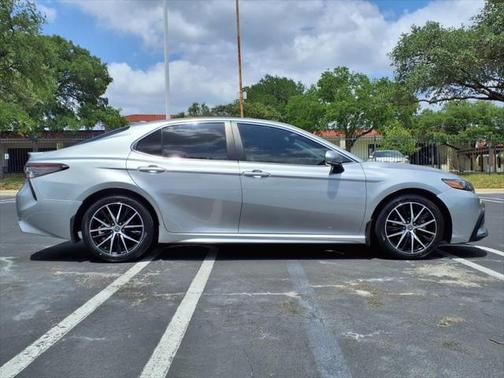 2022 Toyota Camry Nightshade Edition Hybrid