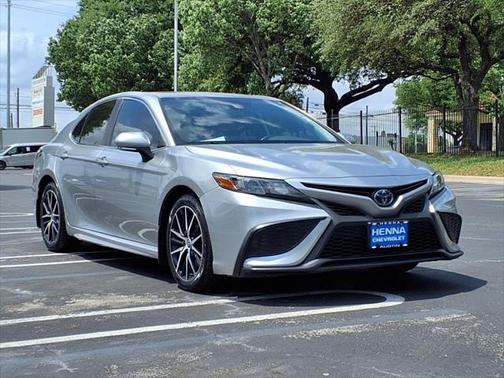 2022 Toyota Camry Nightshade Edition Hybrid