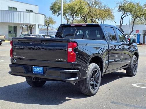 2025 Chevrolet Silverado 1500 Custom