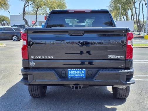 2025 Chevrolet Silverado 1500 Custom